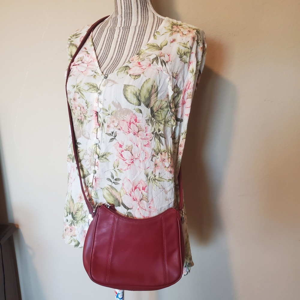 Worthington Dark Red Leather Crossbody Bag Small Minimalist Shoulder Purse Zip